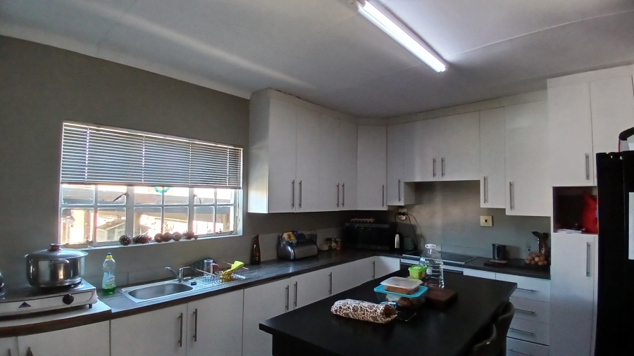 To Let 3 Bedroom Property for Rent in Sydenham Eastern Cape